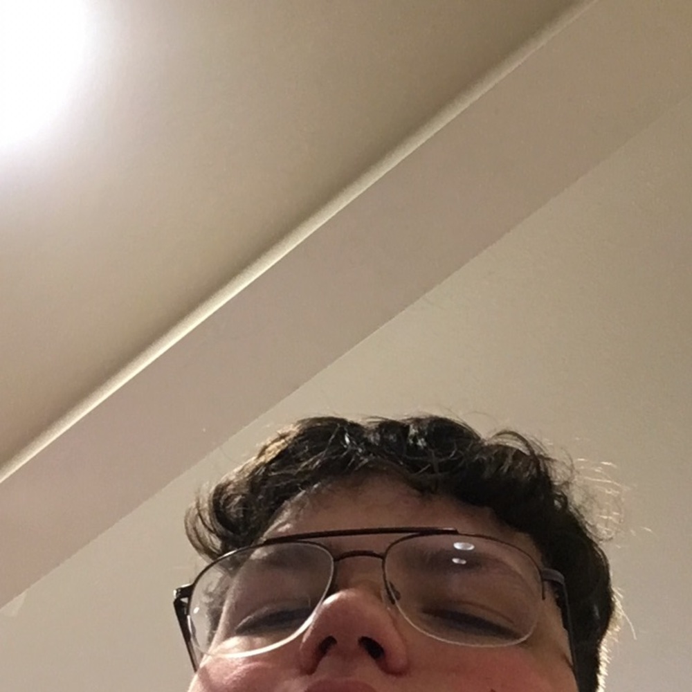 Meet your Posher, Easton